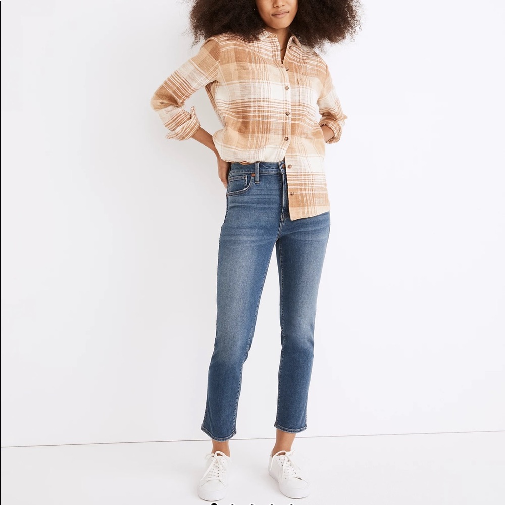 Petite Madewell Stovepipe Jeans in Dearham Wash